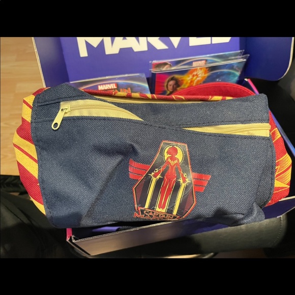 Culturefly Captain Marvel - Picture 4 of 8